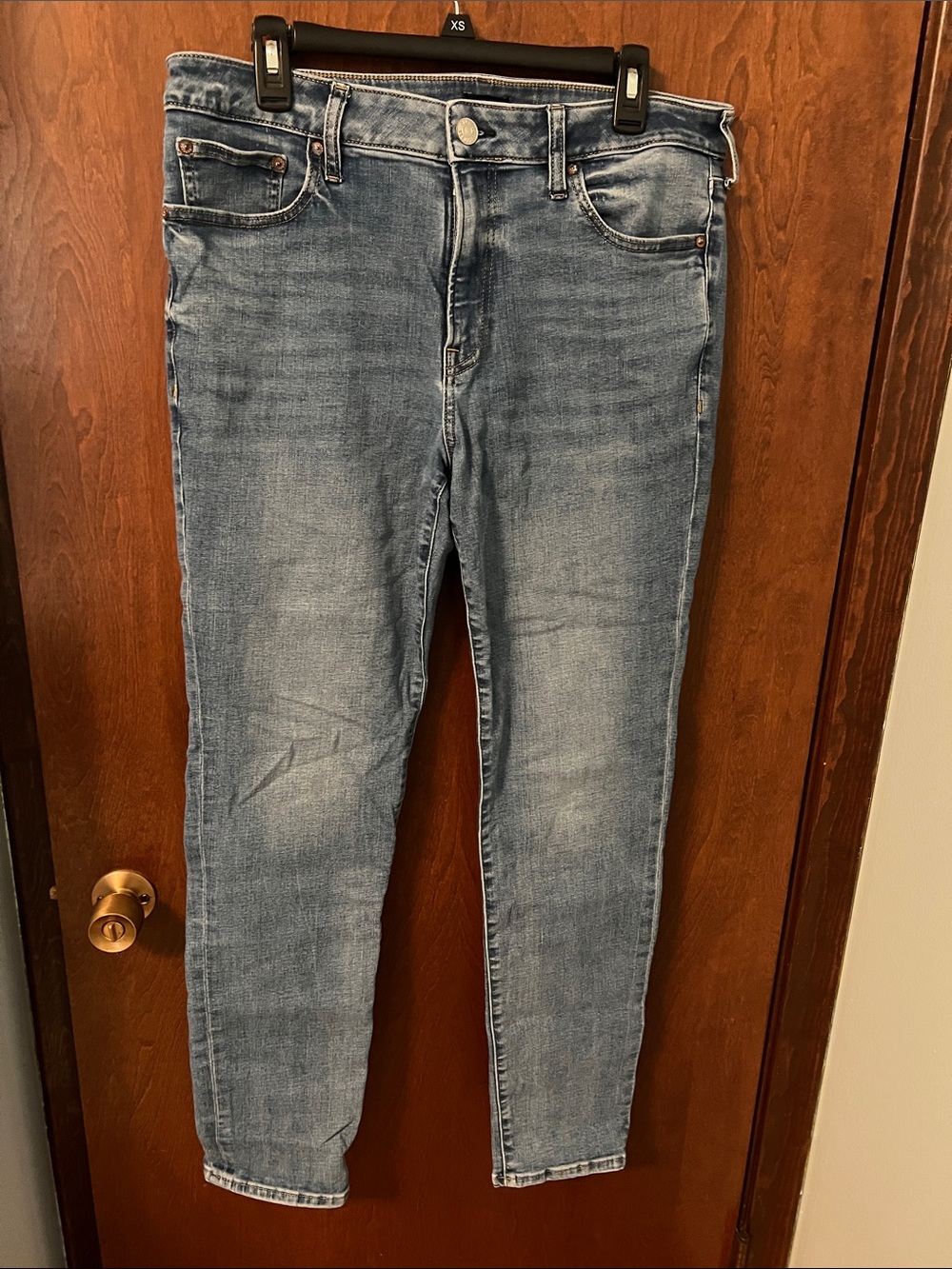 Express Men’s Slim Medium Wash Jeans 34x34